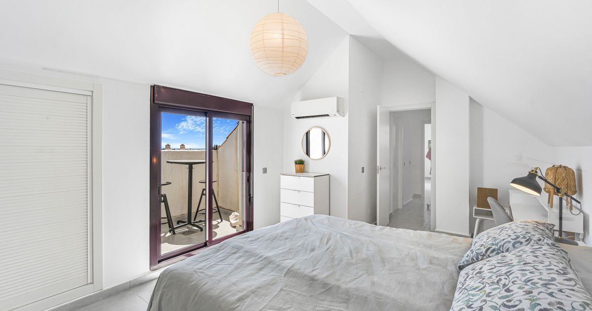 Duplex Penthouse in Nueva Andalucia, La Maestranza, Nueva Andalucia, 4/12