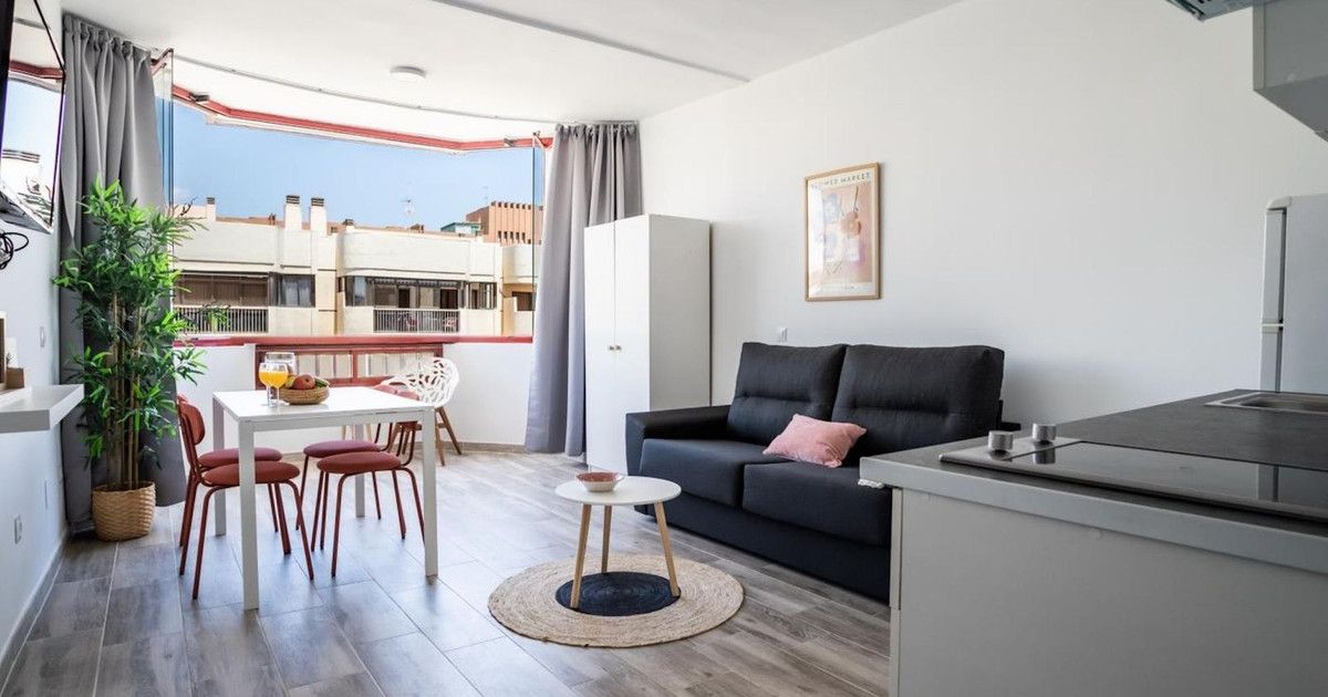 Middle Floor Apartment in Fuengirola, Fuengirola, 6/12