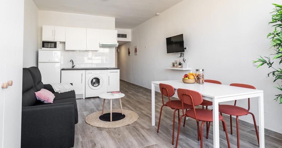 Middle Floor Apartment in Fuengirola, Fuengirola, 9/12