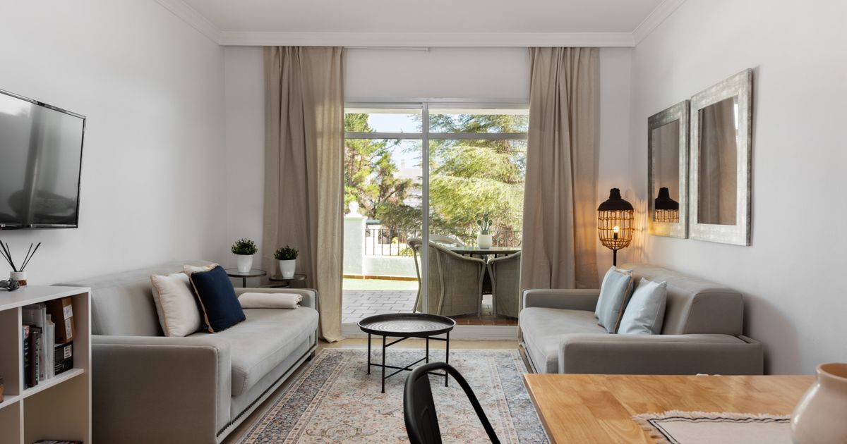 Apartment in Nueva Andalucia, Aloha Gardens, Nueva Andalucia, 2/12