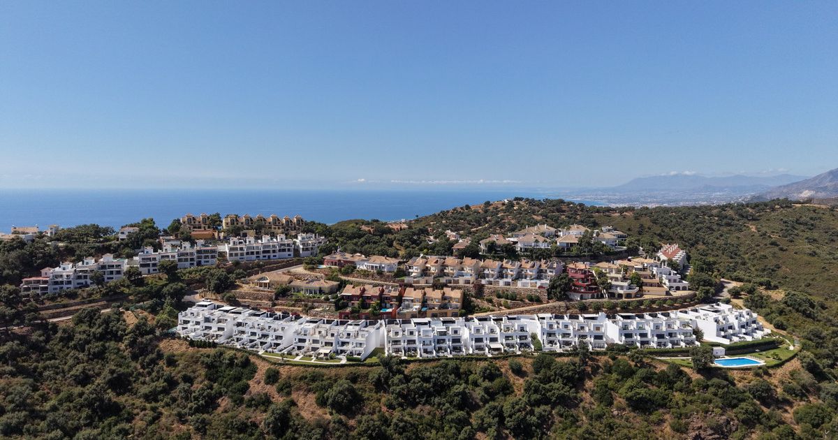 Parhus i La Mairena, La Mairena, 10/12