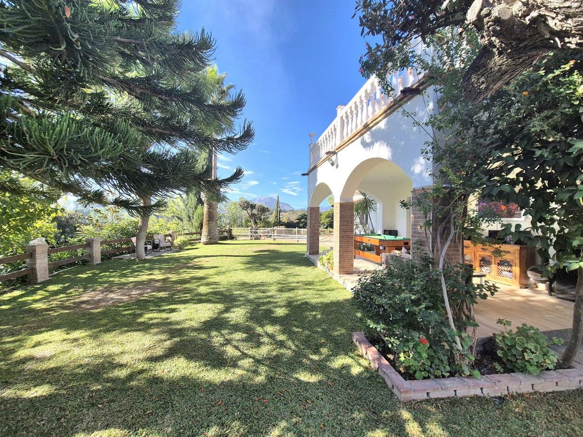 Detached Villa in Coín, Coín, 1/12