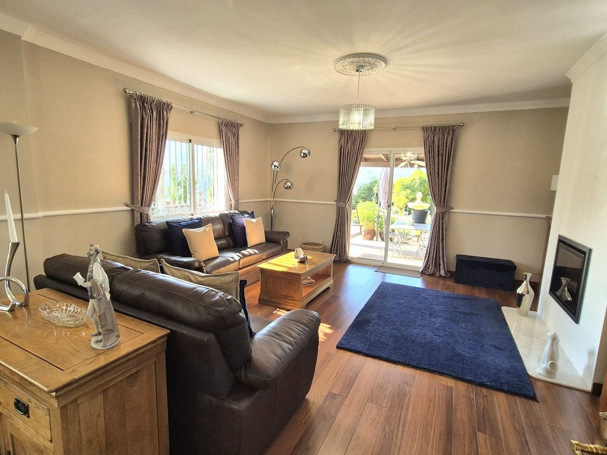 Detached Villa in Coín, Coín, 7/12