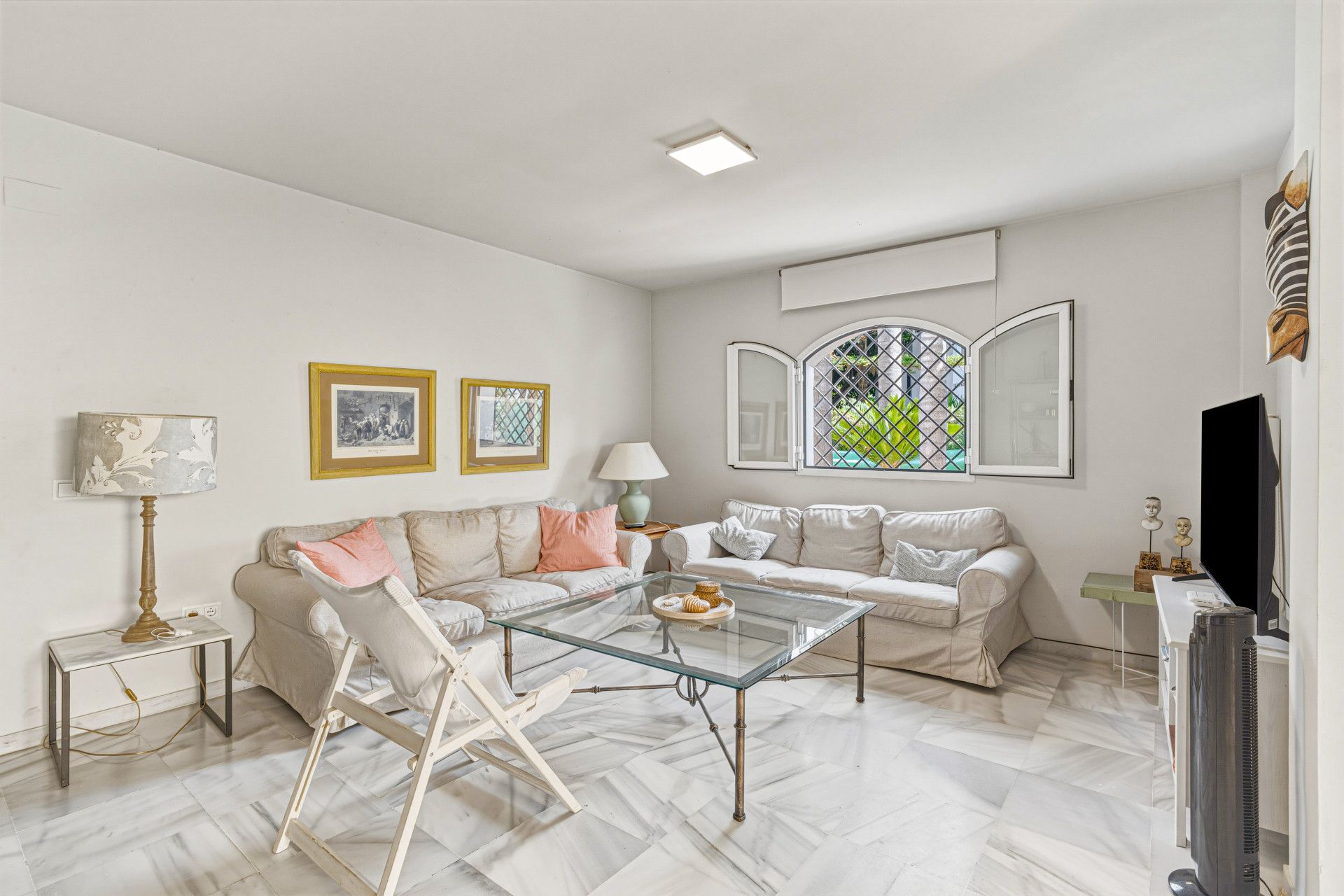 Ground Floor Apartment in Marbella East, Elviria, Marbella East, 12/12