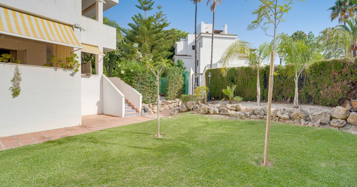 Ground Floor Apartment in Marbella East, Elviria, Marbella East, 3/12