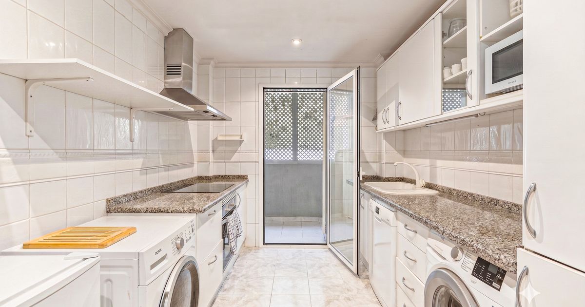 Ground Floor Apartment in Marbella East, Elviria, Marbella East, 5/12