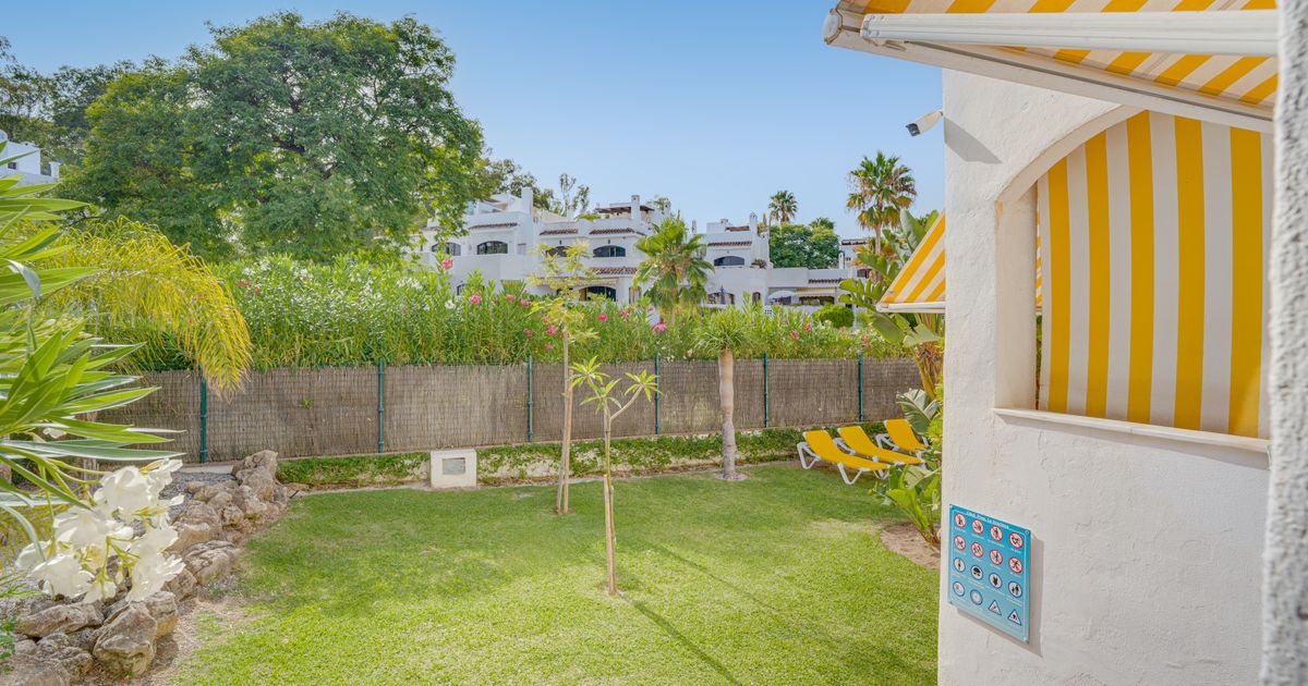 Ground Floor Apartment in Marbella East, Elviria, Marbella East, 10/12