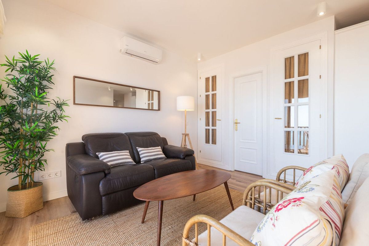 Penthouse in Elviria, Elviria, 8/12