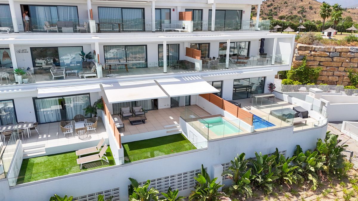 Апартамент на среднем этаже в Calanova Golf, Calanova Golf, 2/12