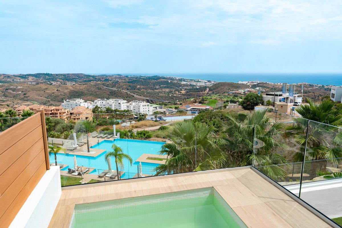 Апартамент на среднем этаже в Calanova Golf, Calanova Golf, 9/12