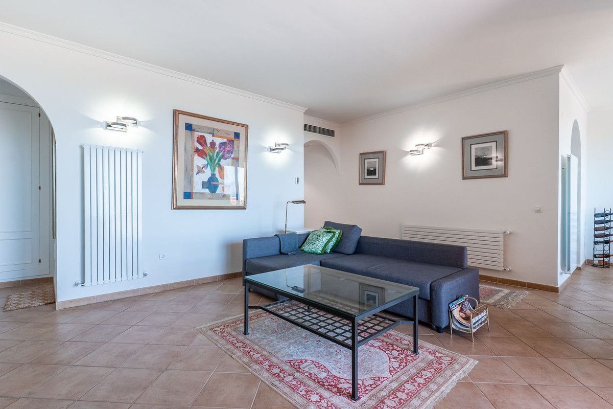 Apartament na środkowym piętrze w La Mairena, La Mairena, 5/12