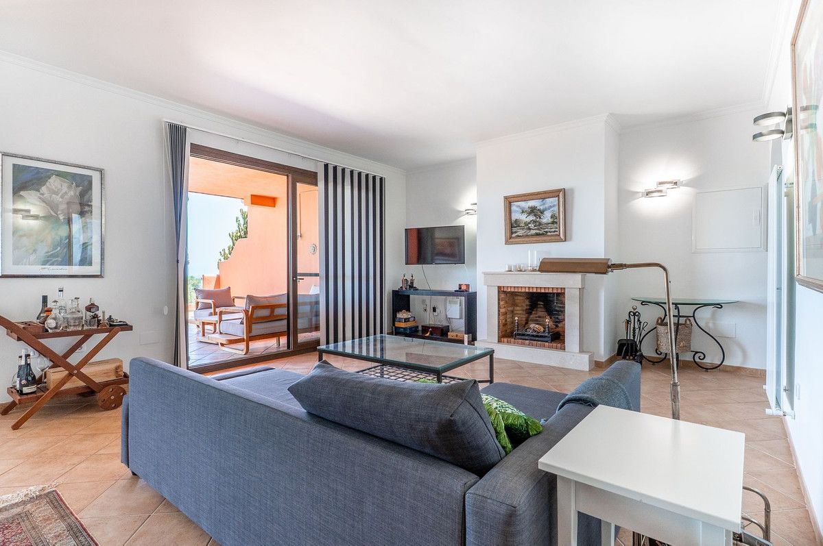 Apartament na środkowym piętrze w La Mairena, La Mairena, 8/12