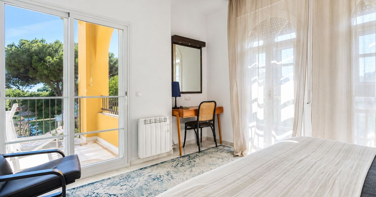 Апартамент на среднем этаже в Puerto de Cabopino, Puerto de Cabopino, 6/12