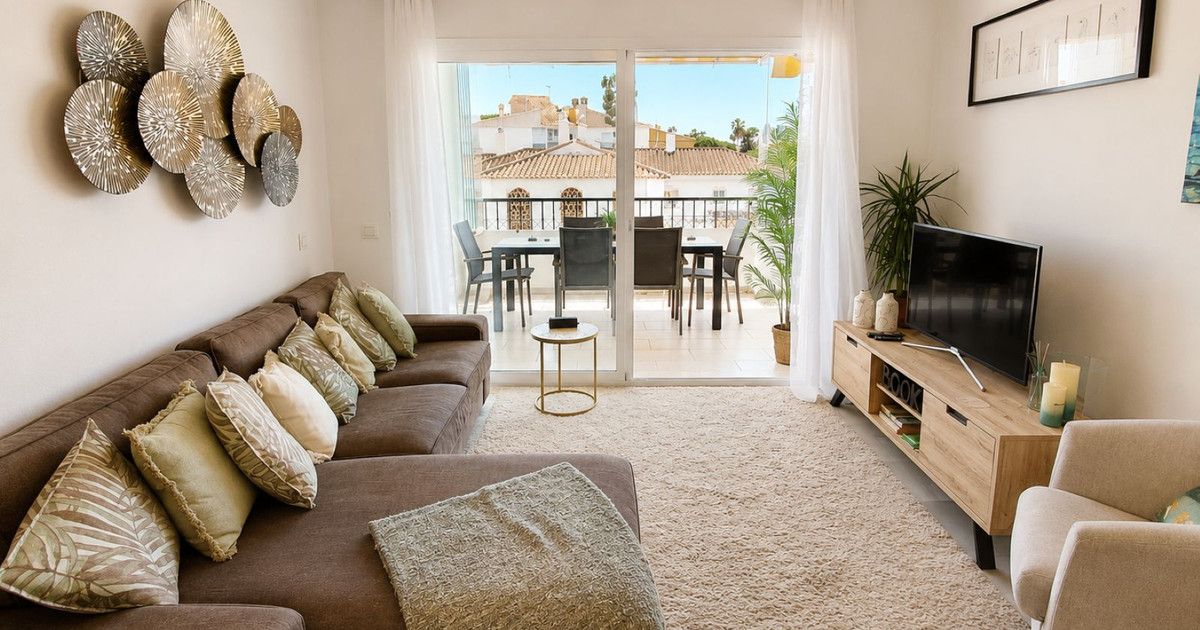 Appartement op de middelste verdieping in Calahonda, Calahonda, 9/12