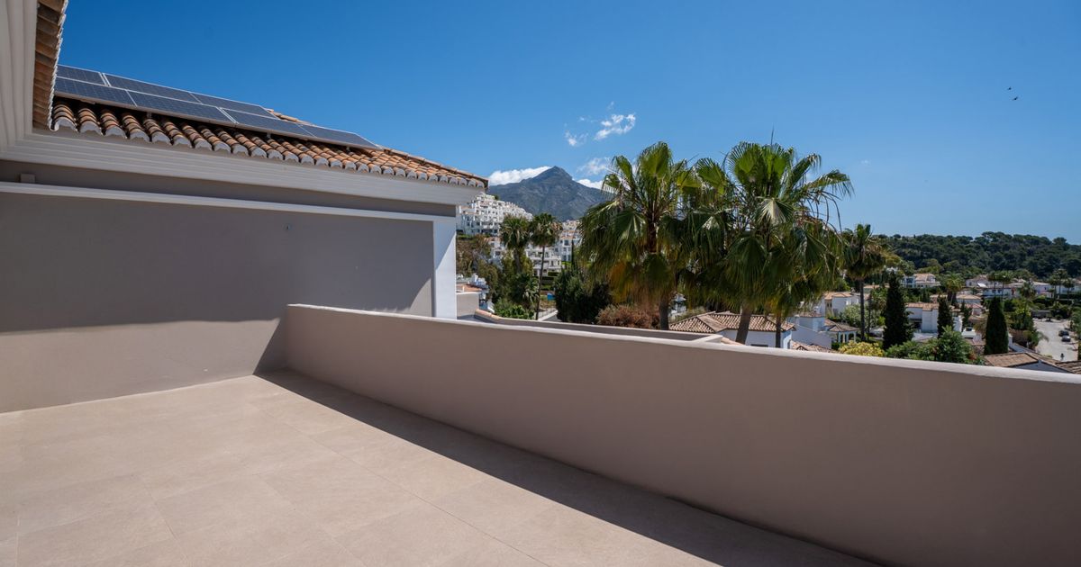 Villa i Nueva Andalucia, Nueva Andalucia, 12/12