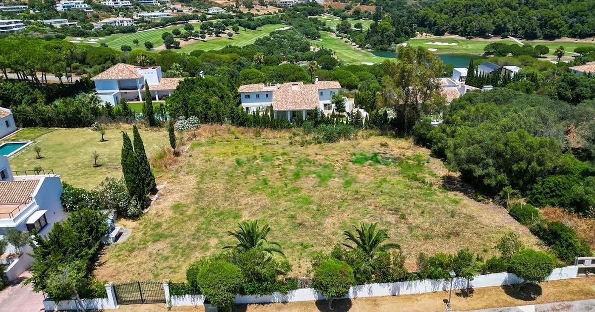 Parcela Residencial en Sotogrande Alto, Sotogrande Alto, 2/3