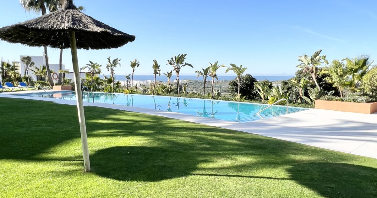 Ground Floor Apartment in Benahavis, Los Flamingos, Benahavis, 1/12