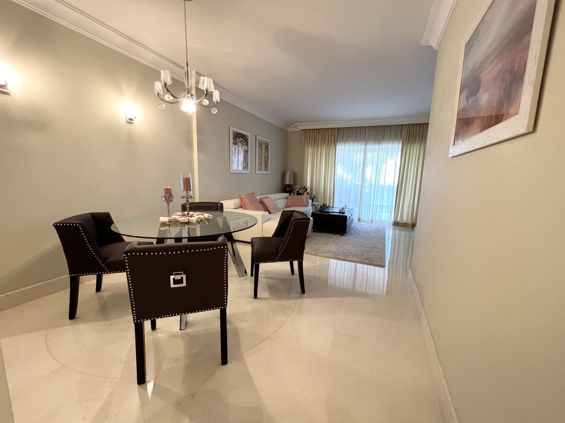 Ground Floor Apartment in Benahavis, Los Flamingos, Benahavis, 9/12