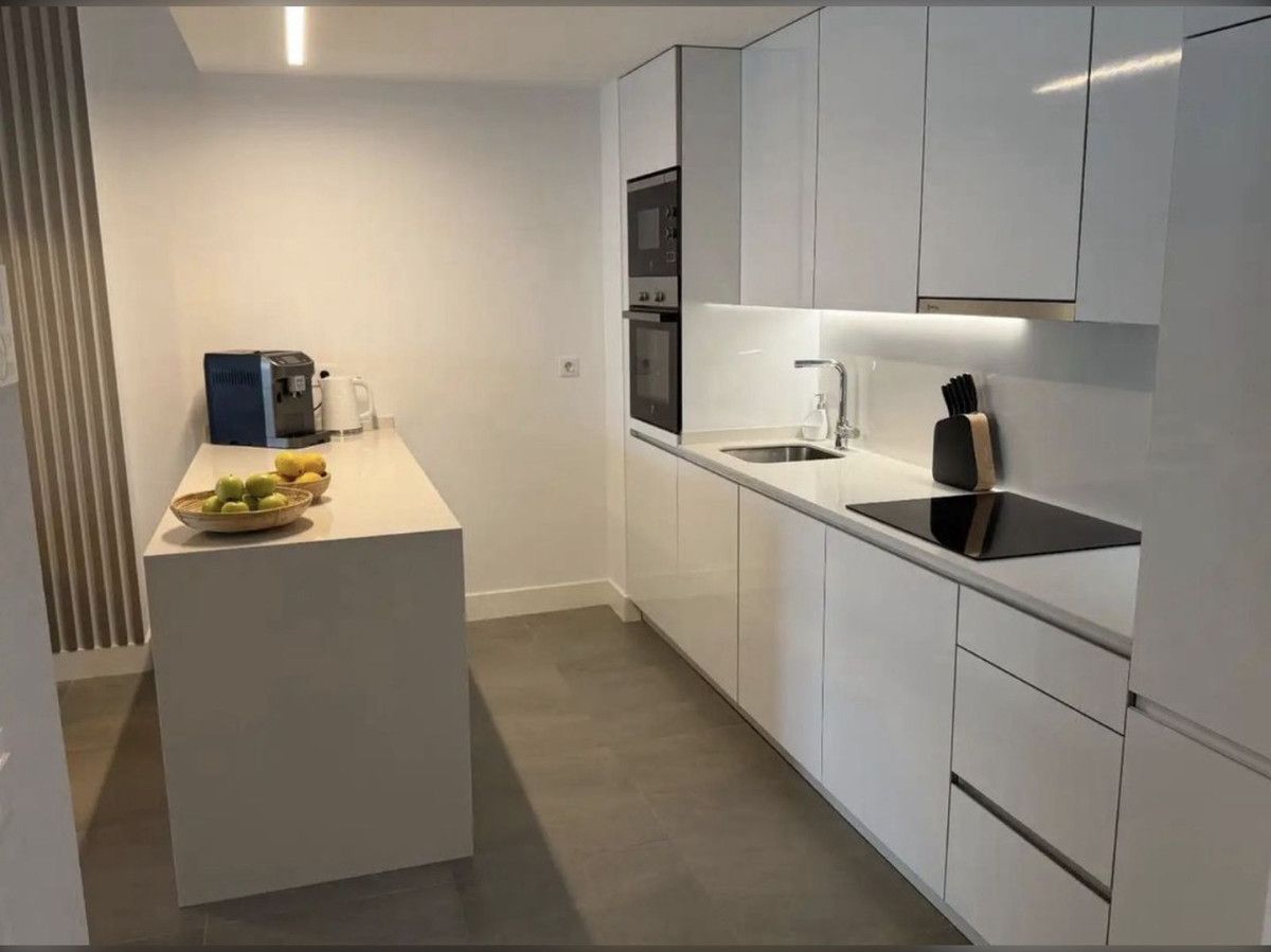 Ground Floor Apartment in Manilva, Manilva, 8/12