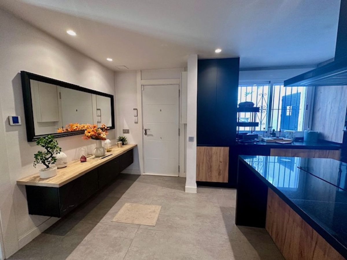 Ground Floor Apartment in Estepona, Estepona, 12/12