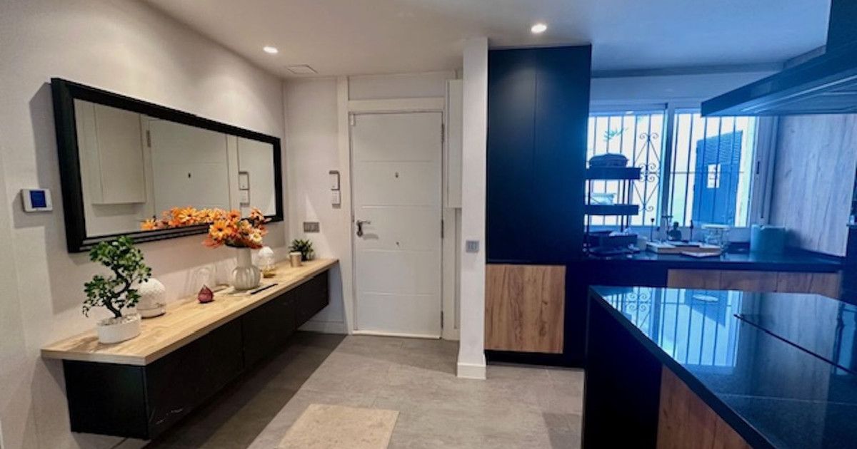 Ground Floor Apartment in Estepona, Estepona, 12/12
