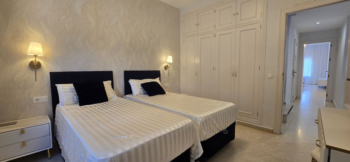 Dwupoziomowy penthouse na New Golden Mile, New Golden Mile, 9/12
