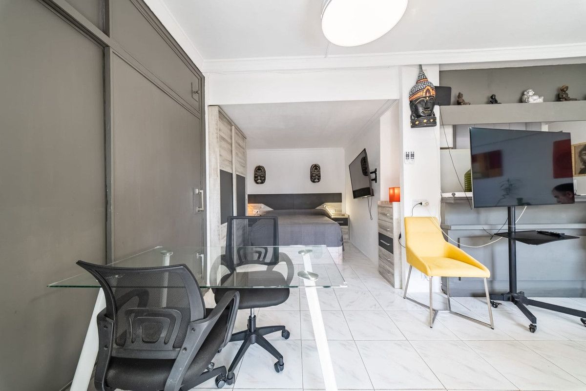 Apartamento en Planta Media en Marbella, Marbella, 9/12