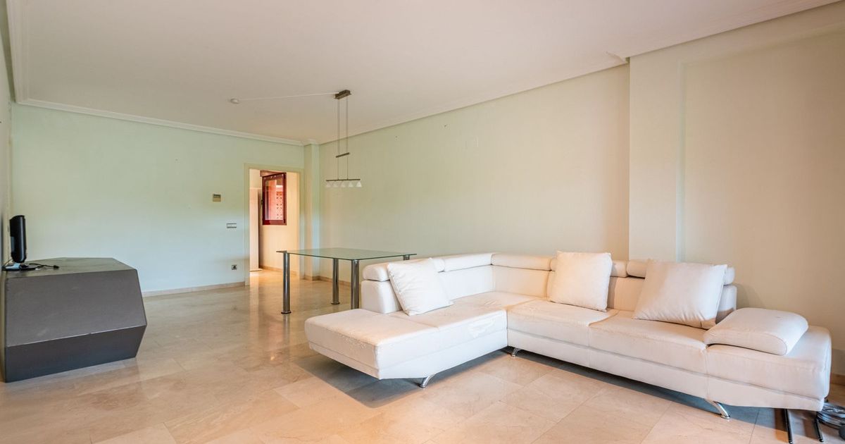 Erdgeschosswohnung in Casares, Casares, 7/12
