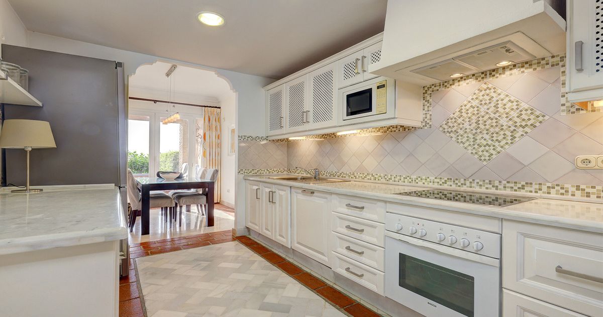 Apartamento de Planta Baja en Casares, Casares, 5/12
