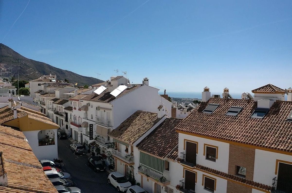 Residential Plot in Benalmadena Pueblo, Benalmadena Pueblo, 4/9