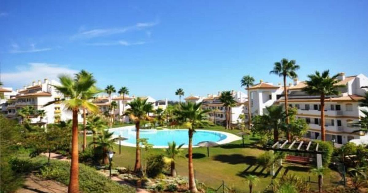 Middle Floor Apartment in Calanova Golf, Calanova Golf, 1/12