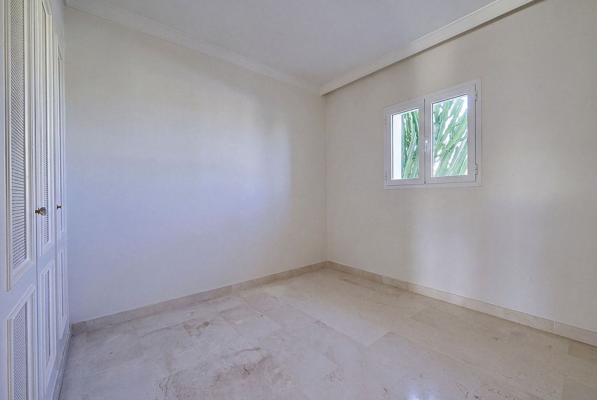 Apartament na środkowym piętrze w La Quinta, La Quinta, 3/12