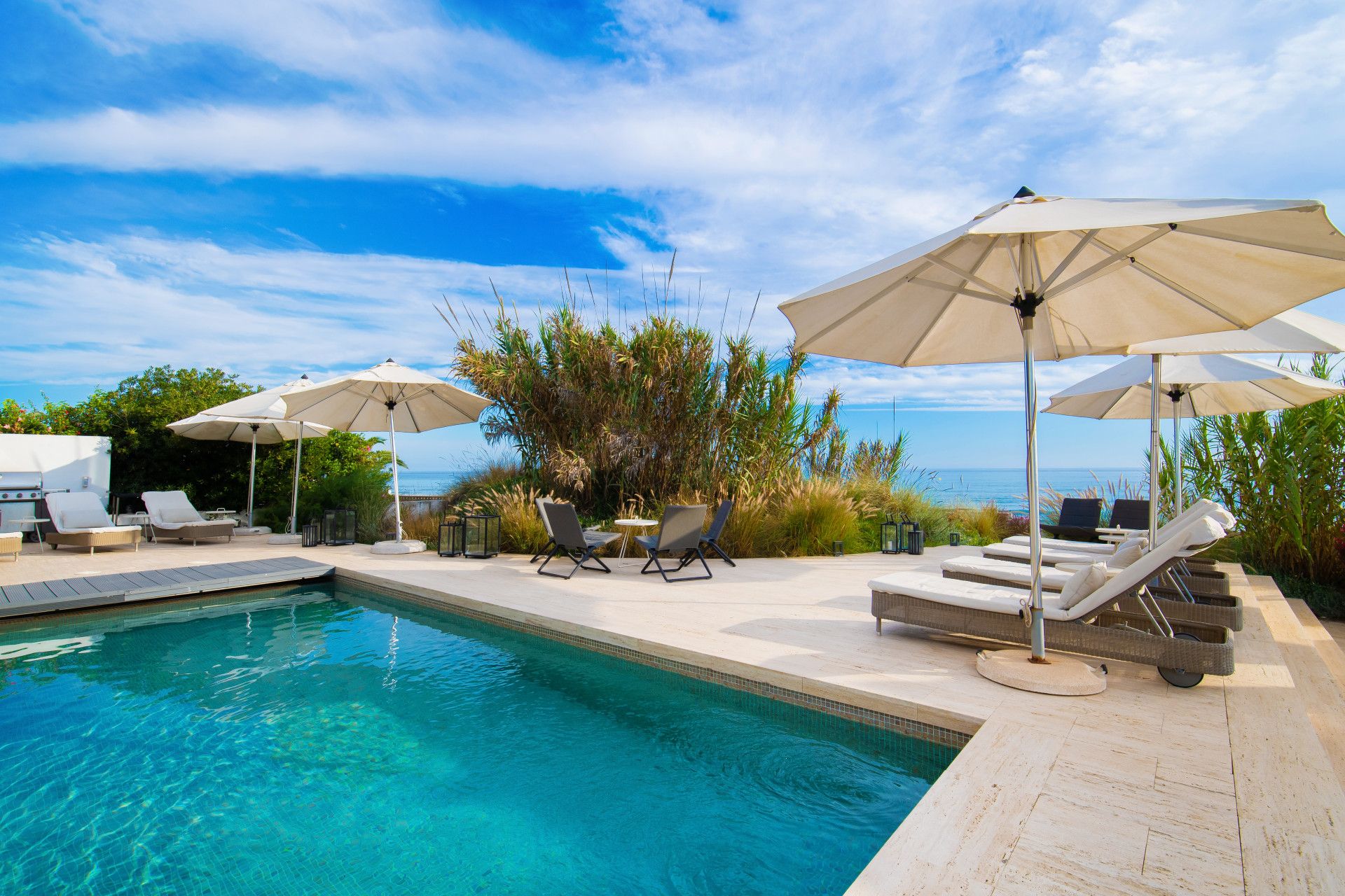 Villa in Marbella East, Costabella, Marbella East, 11/12