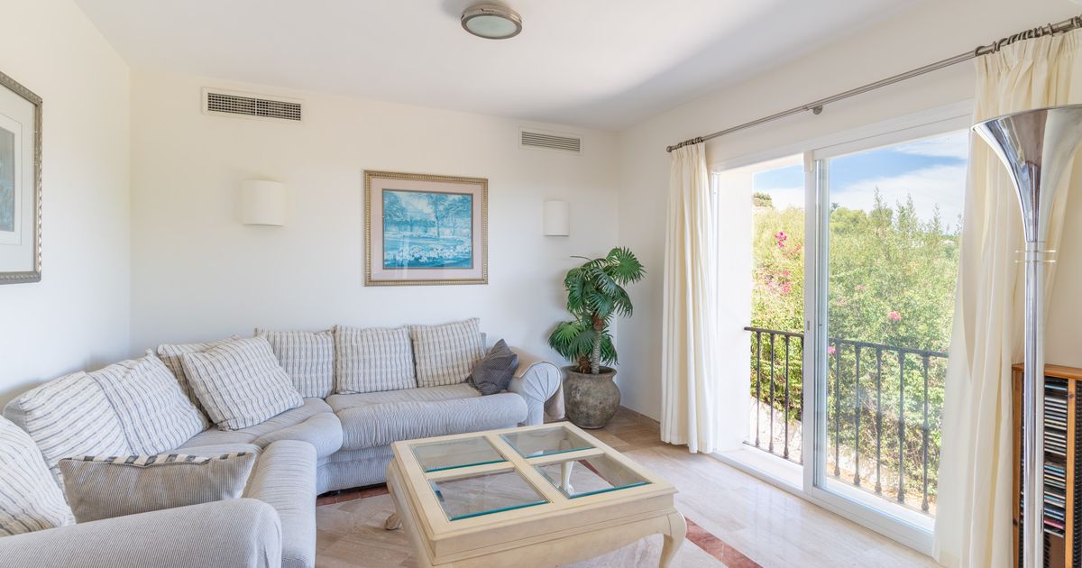 Villa in Benahavis, Puerto del Almendro, Benahavis, 6/12