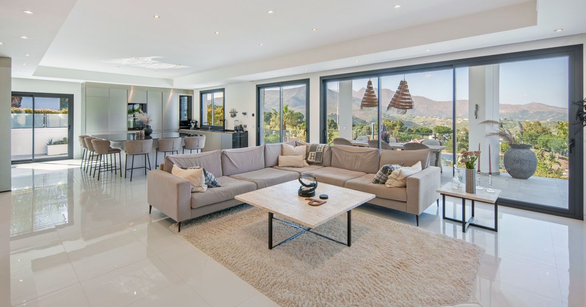 Villa in Mijas Costa, La Cala Golf Resort, Mijas Costa, 6/12