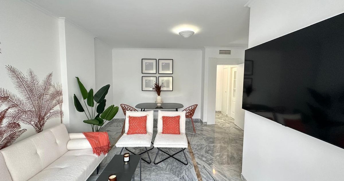 Middle Floor Apartment in San Pedro de Alcántara, San Pedro de Alcántara, 9/12