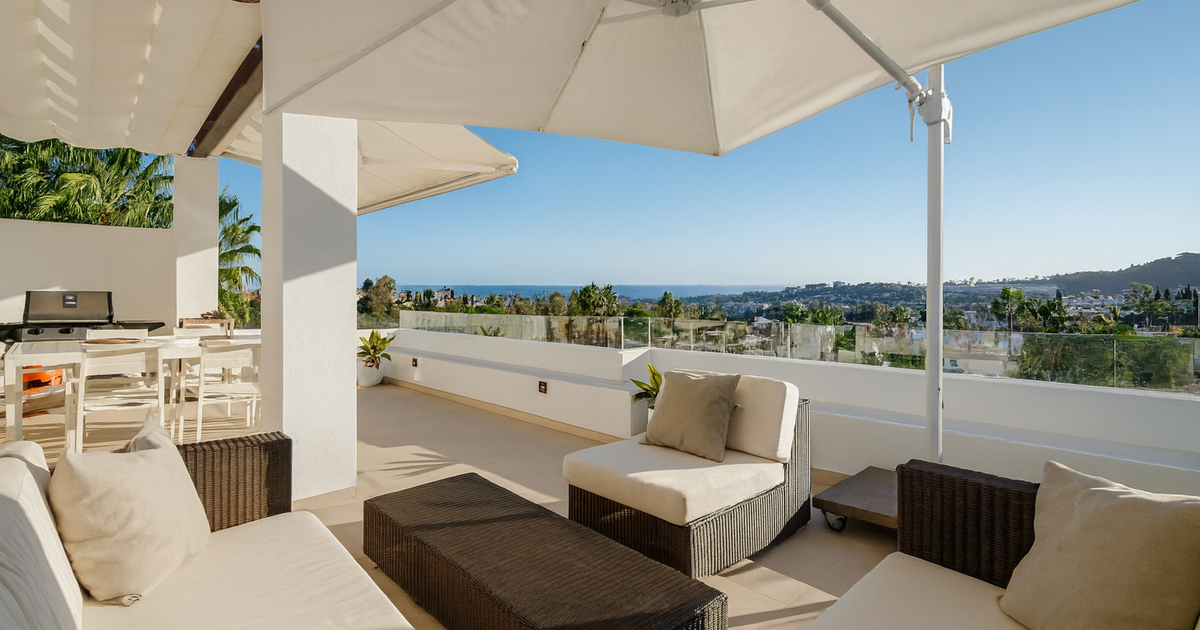 Dwupoziomowy Penthouse w Nueva Andalucia, Las Tortugas de Aloha, Nueva Andalucia, 1/12
