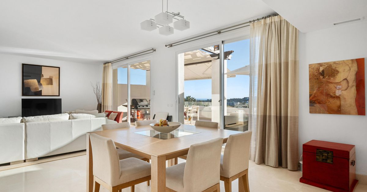 Dwupoziomowy Penthouse w Nueva Andalucia, Las Tortugas de Aloha, Nueva Andalucia, 4/12