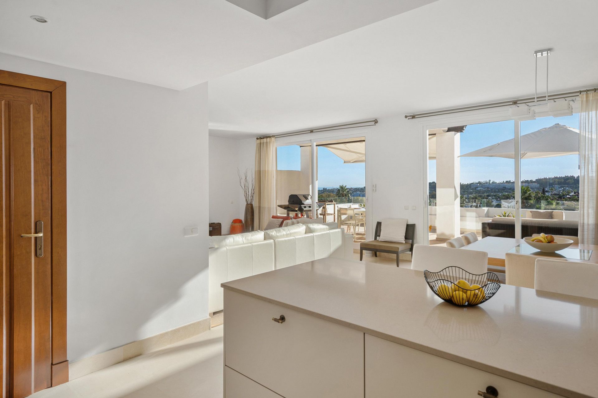 Dwupoziomowy Penthouse w Nueva Andalucia, Las Tortugas de Aloha, Nueva Andalucia, 9/12