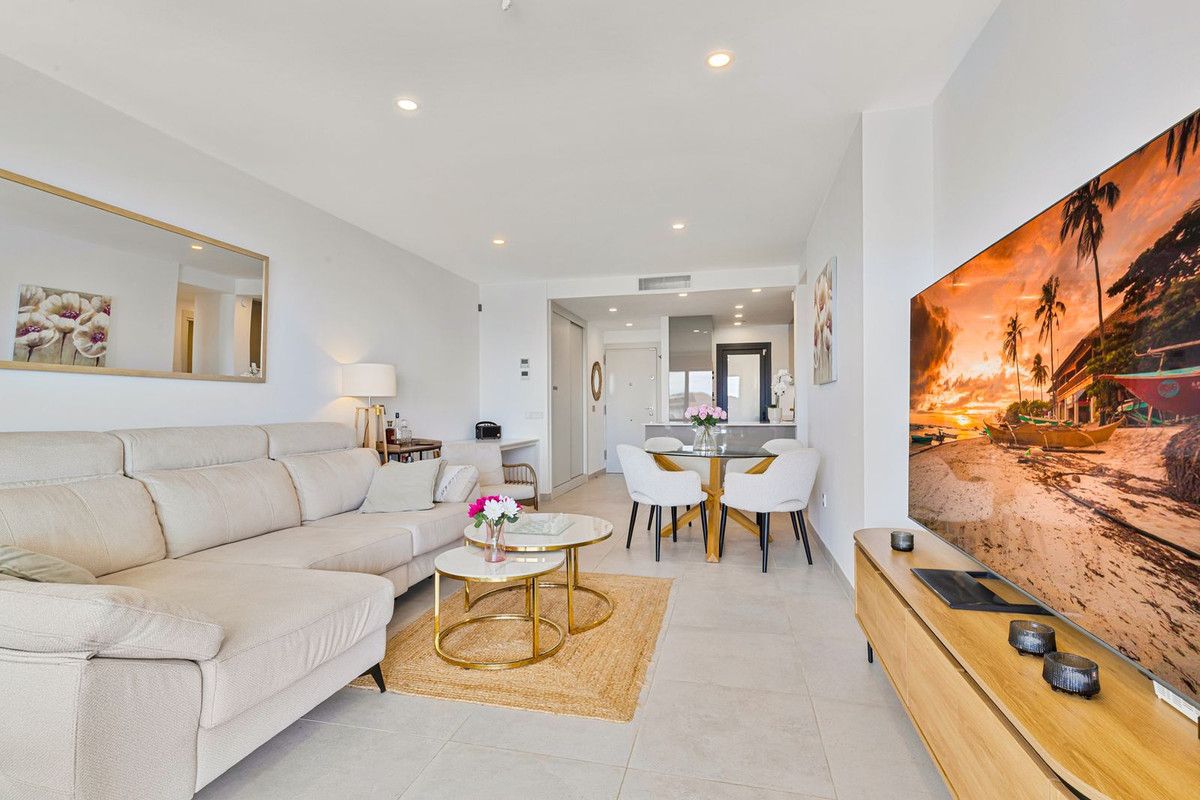 Middle Floor Apartment in Fuengirola, Fuengirola, 4/12