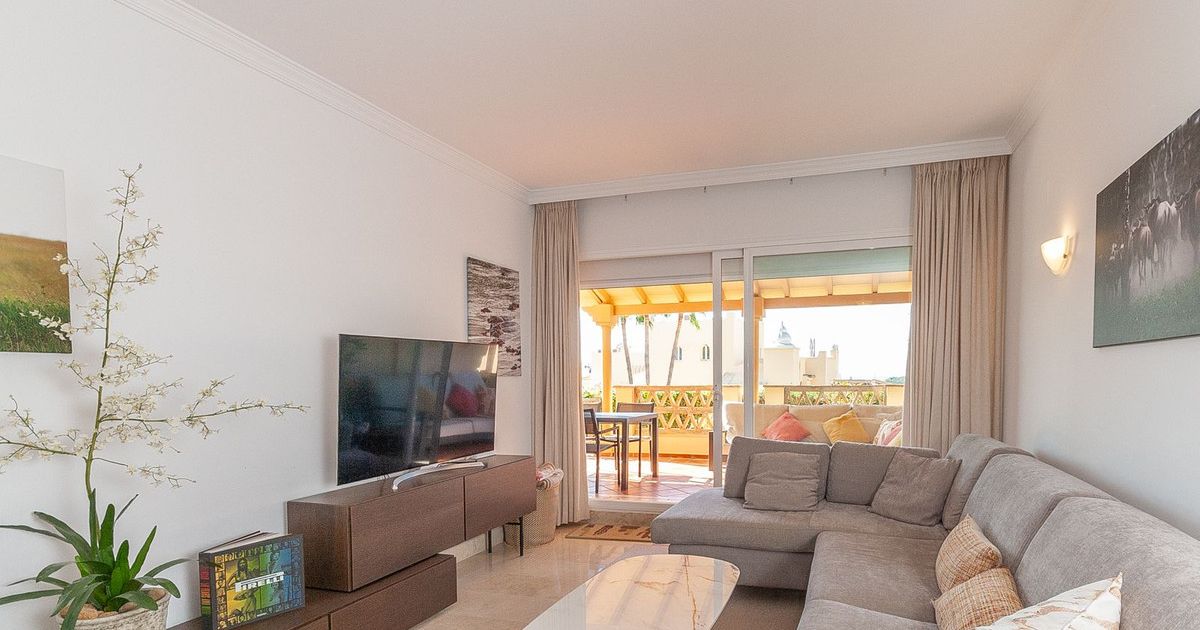 Apartamento en Planta Baja en Elviria, Elviria, 4/12