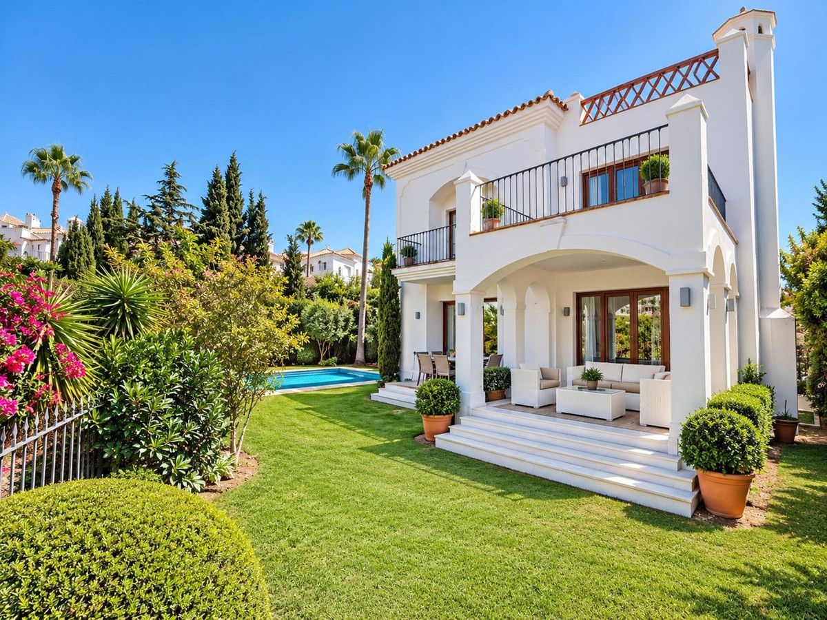 Villa Independiente en Selwo, Selwo, 2/12