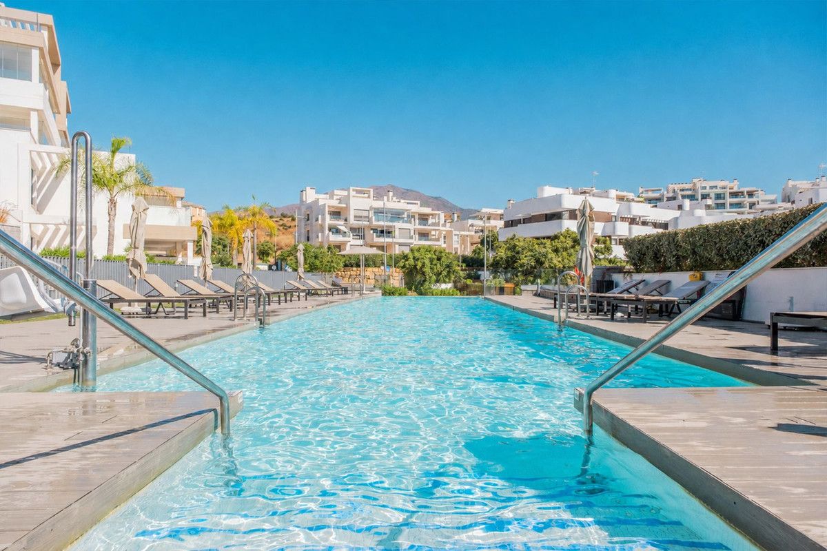 Apartamento en planta baja en Estepona, Estepona, 4/12
