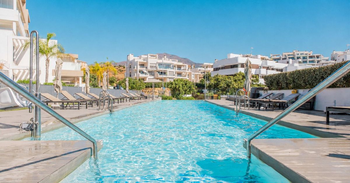 Apartamento en planta baja en Estepona, Estepona, 4/12