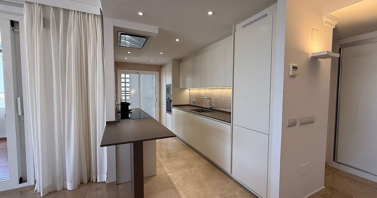 Apartament na środkowym piętrze w La Mairena, La Mairena, 6/12