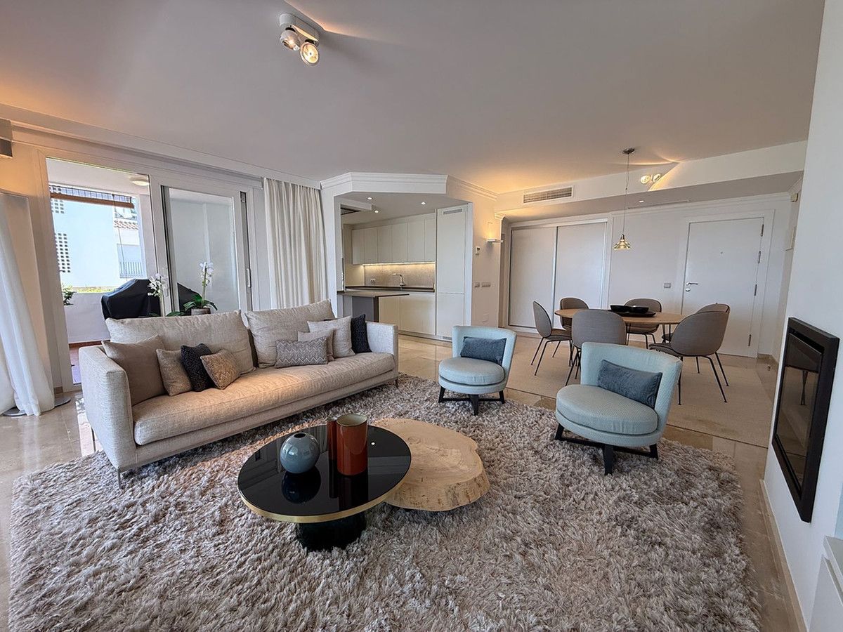 Apartament na środkowym piętrze w La Mairena, La Mairena, 10/12