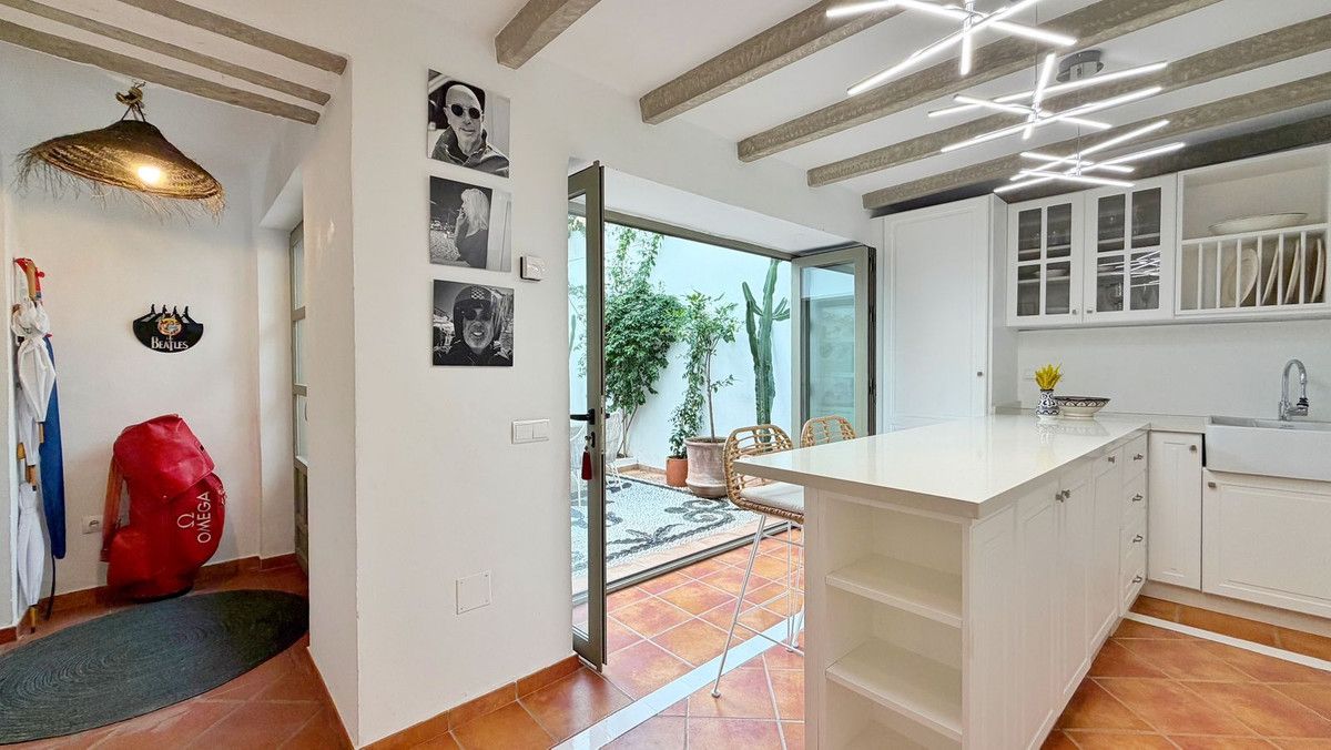 Casa de pueblo en Marbella, Marbella, 12/12