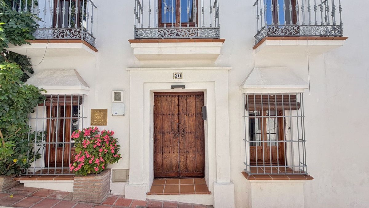 Casa de pueblo en Marbella, Marbella, 6/12