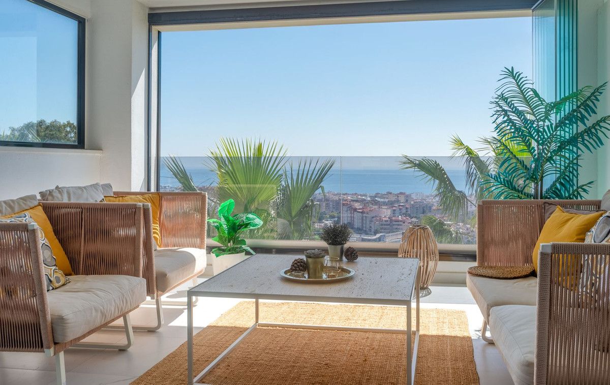 Apartamento en planta media en Estepona, Estepona, 2/12
