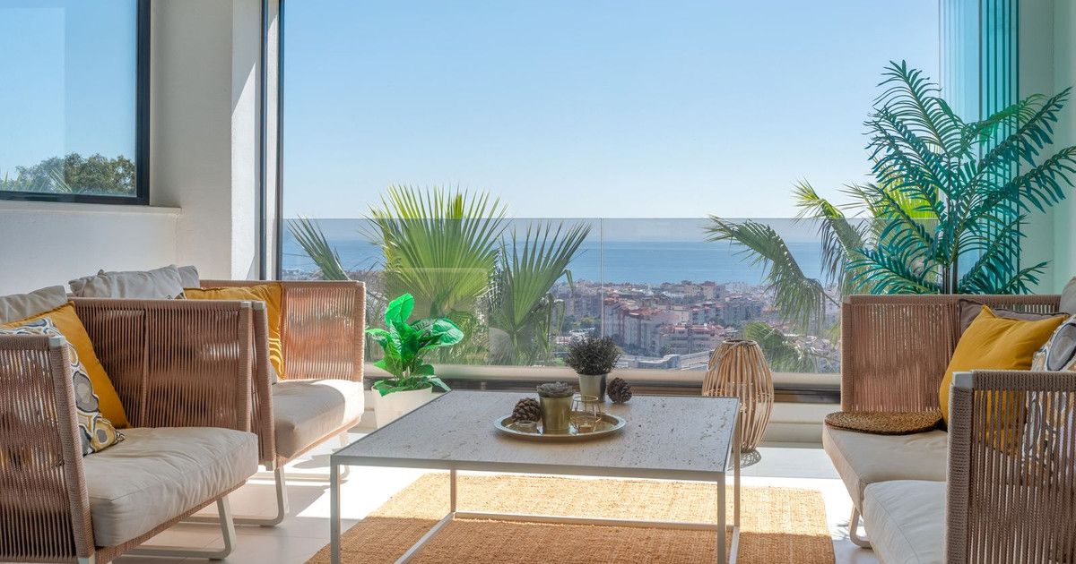 Apartamento en planta media en Estepona, Estepona, 2/12